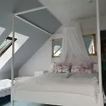 Farm stay Santa Monica