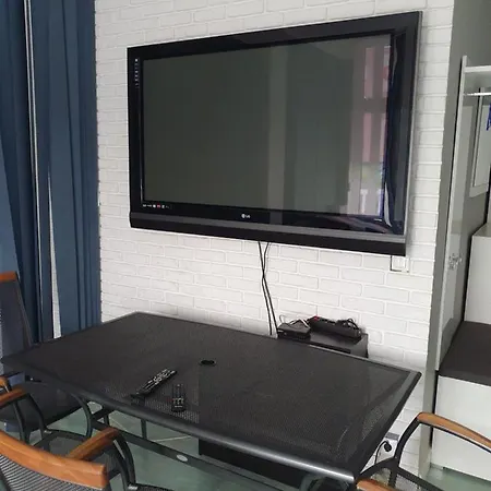 Фермерский дом Santa Monica Можичин